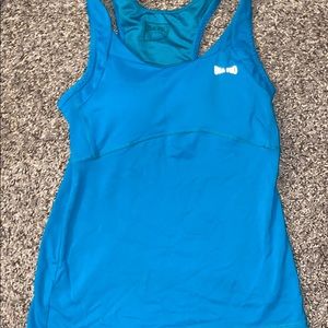 🔴 USA PRO razor back athletic top